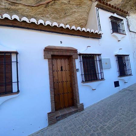 Casa Rural Bajo La Alcazaba Setenil De Las Bodegas Exteriér fotografie